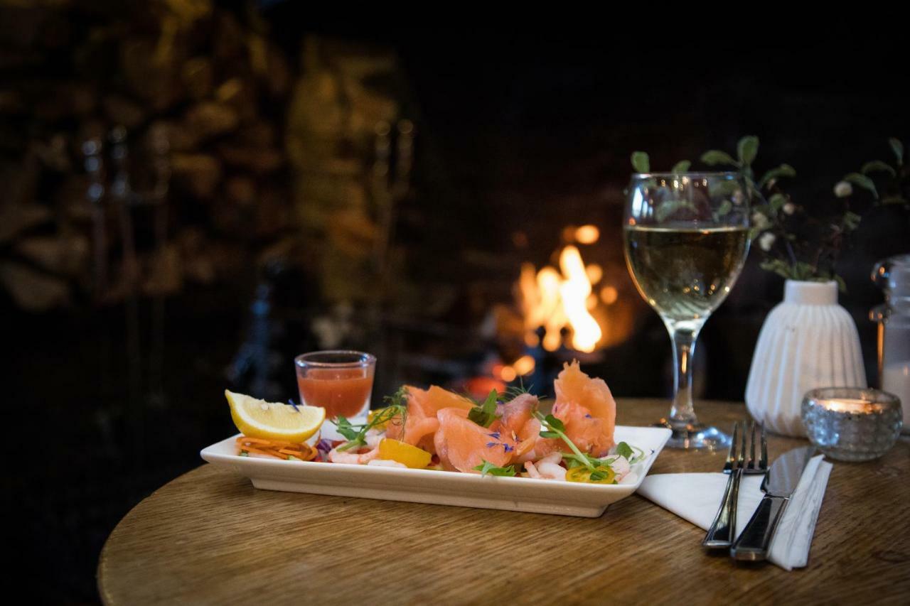 The Merry Harriers Bed and Breakfast Godalming Buitenkant foto